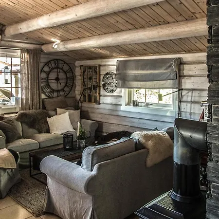 Stunning In Sore Osen Feriehus